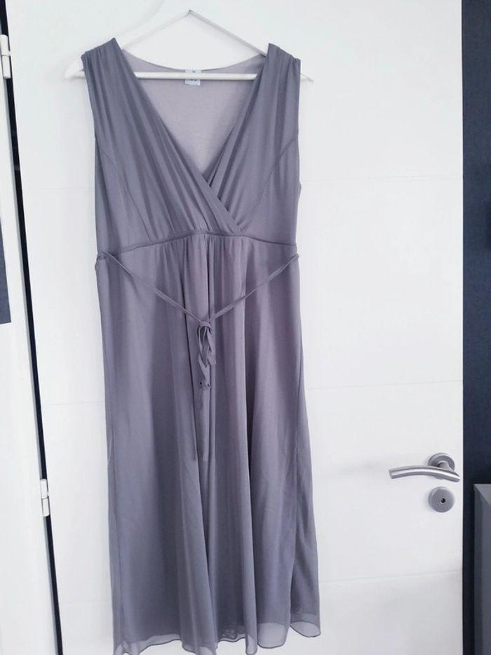 Robe T.48