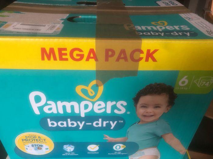 Couches Pampers taille 6 - photo numéro 2