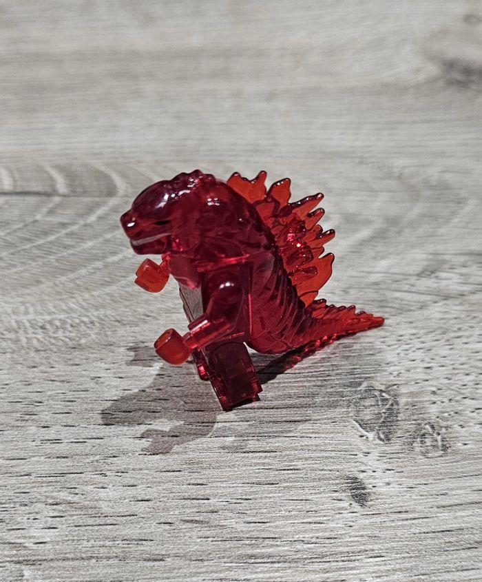 Minifigurine Godzilla rouge transparent (compatible Lego)