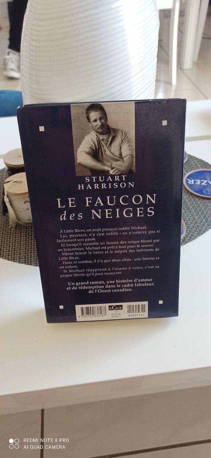 Le Faucon des neiges de Stuart Harrison - photo numéro 2