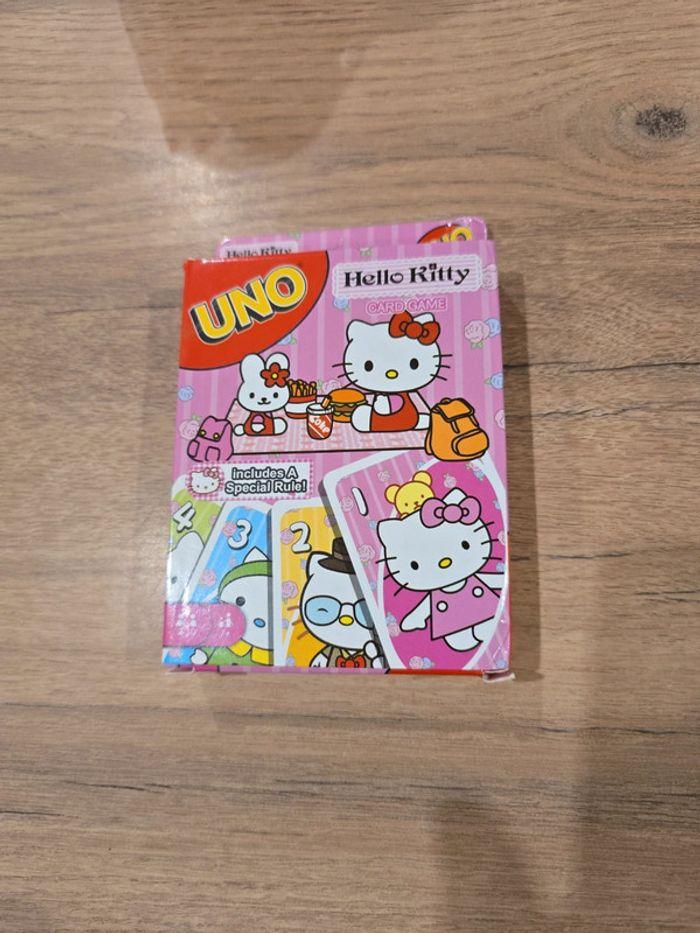 Jeux uno Hello Kitty neuf - photo numéro 1