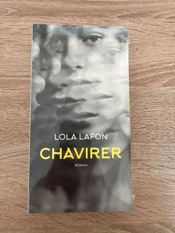 Chavirer Lola Lafon - photo numéro 1