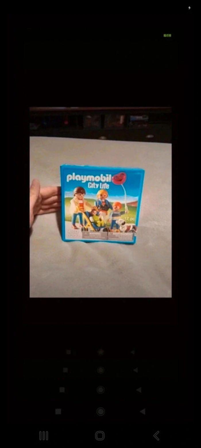 Playmobil en famille neuf