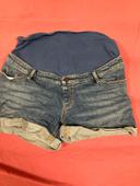 Short en jean de grossesse taille 44