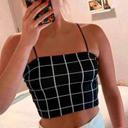 Crop  top noir  et  blanc

Taille  xs
Shein