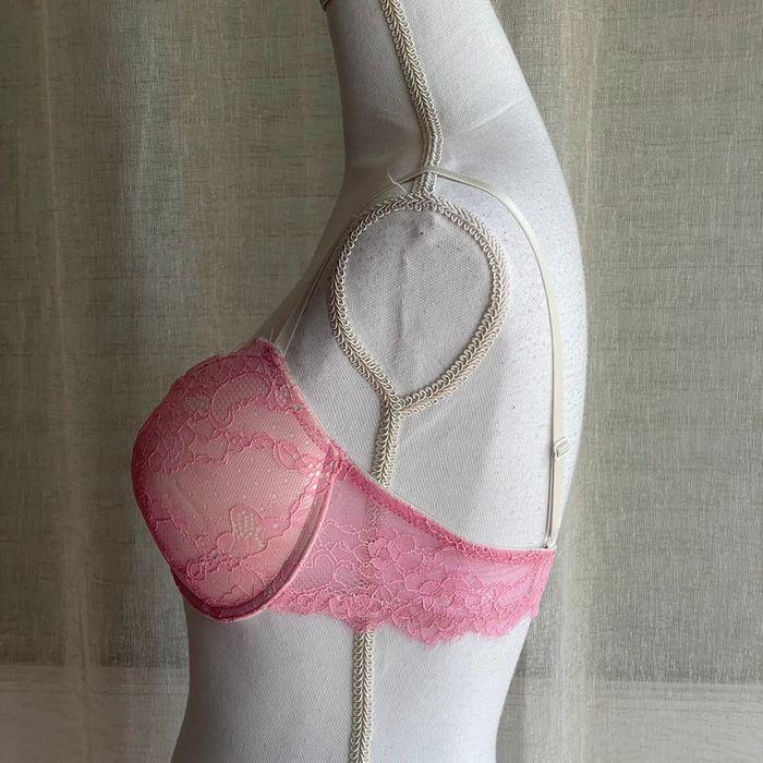 Soutien gorge rose et blanc - photo numéro 3