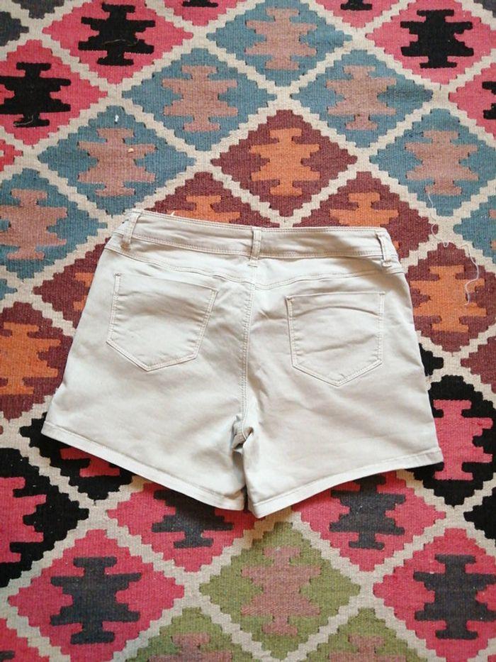 Short été beige - photo numéro 2