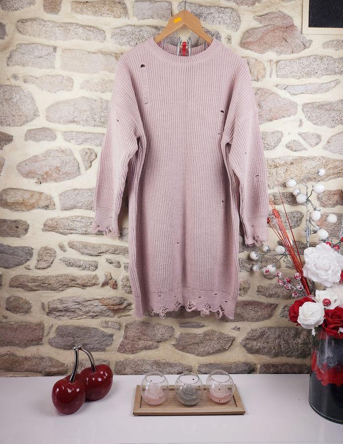 Robe pull déchirée en tricot rose épaules tombantes Femme taille 54 marque Missguided 🍬 - photo numéro 1