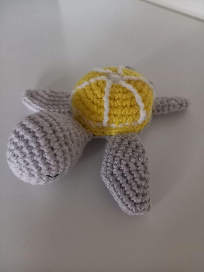 Petite tortue amigurumi - photo numéro 2