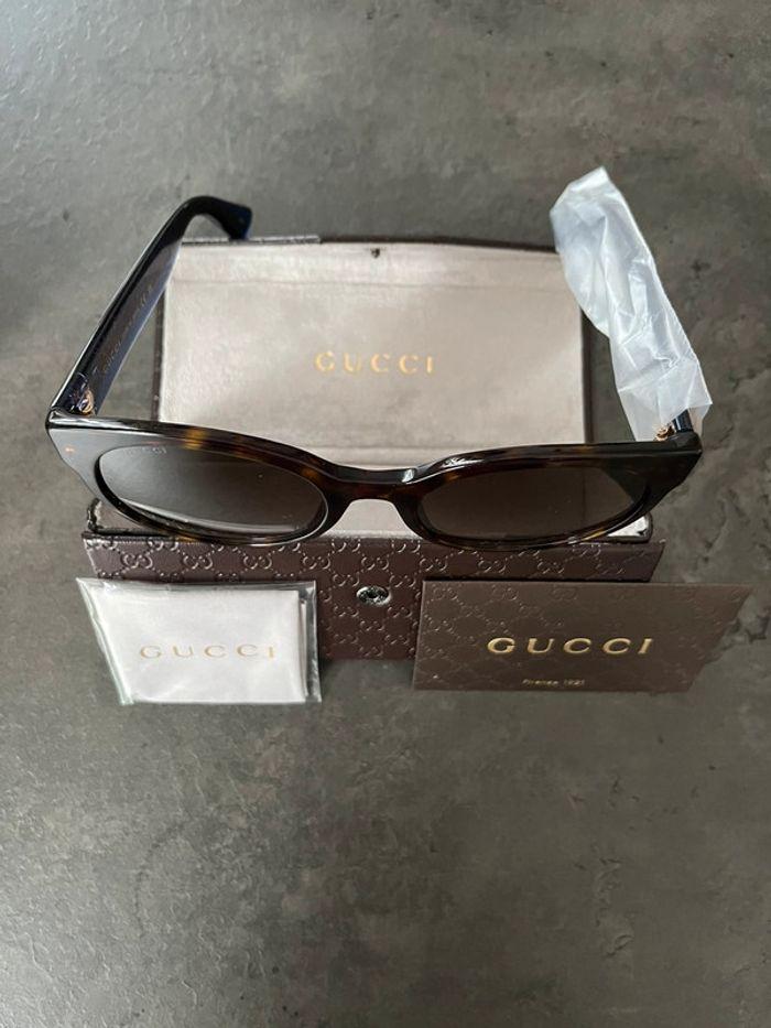 Lunettes de soleil GUCCI - photo numéro 2