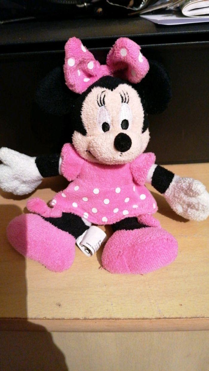 Peluche Minnie - photo numéro 1