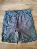 Short gris 4 ans