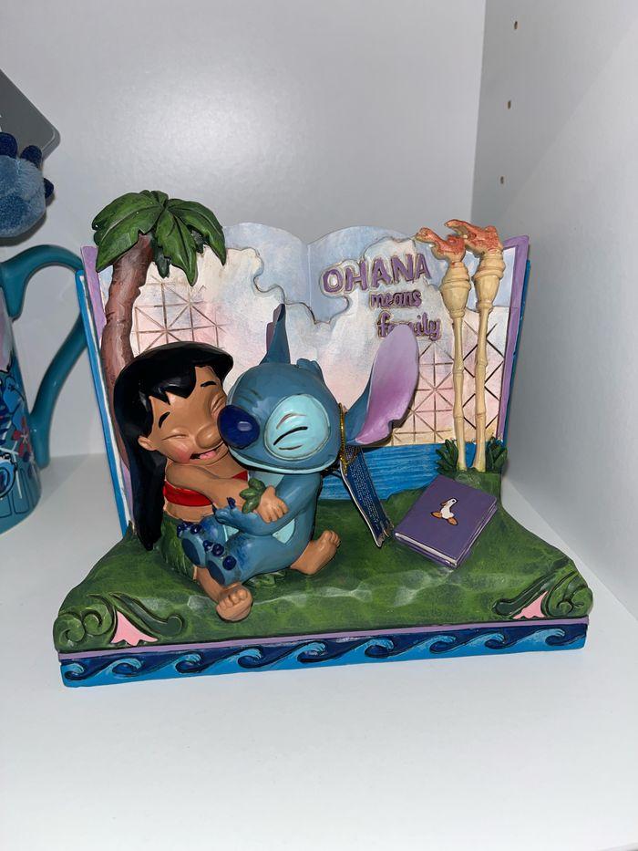 Storybook disney show case  Lilo & stitch - photo numéro 1