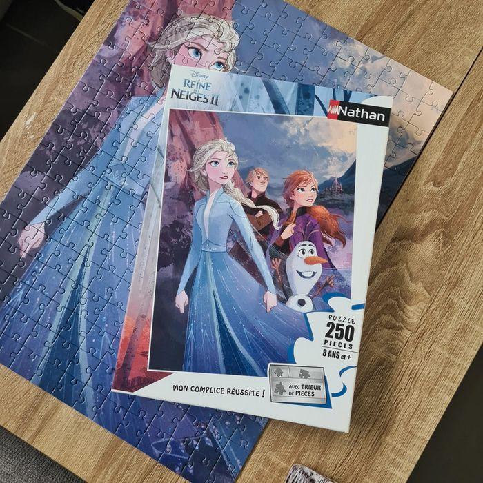 Puzzle Reine des neiges 250p - photo numéro 1