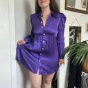 Robe Zara taille M en satin violet et boutons strass bijoux