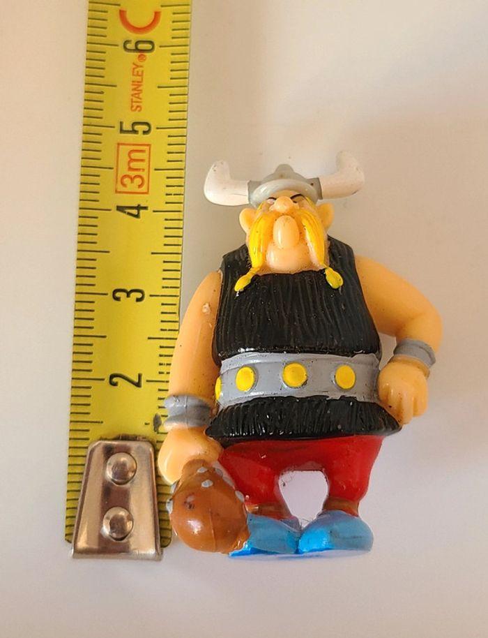 Figurine asterix et Obélix et les vikings grossbaf - photo numéro 4