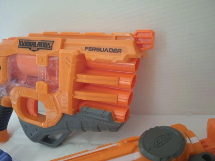 2 pistolets nerf firestrike elite & doomlands - photo numéro 2