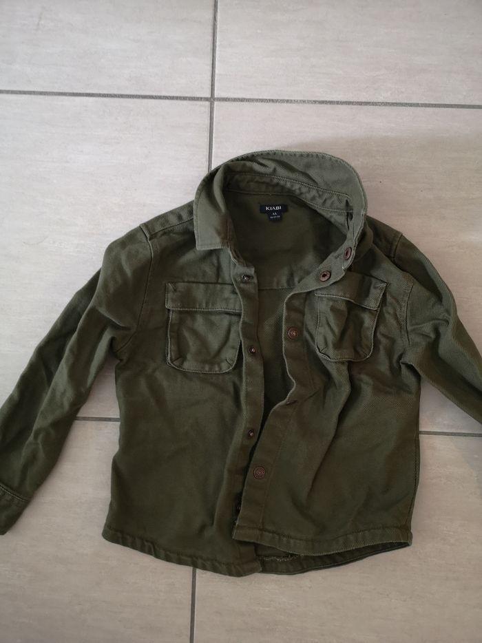 Vends vêtements garçon entre 4 et 8ans - photo numéro 1