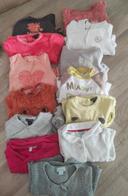 Lot pyjamas + 3 gilets bébé fille 1 mois