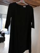 Robe noire manches trois quart taille L