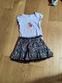 Ensemble tee-shirt jupe 3 ans