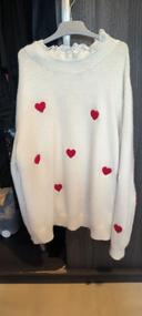 Pull coeur rouge