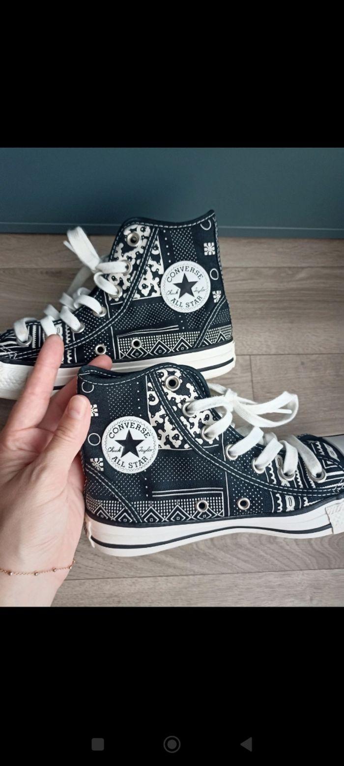 Baskets Converse taille 36,5 - photo numéro 2