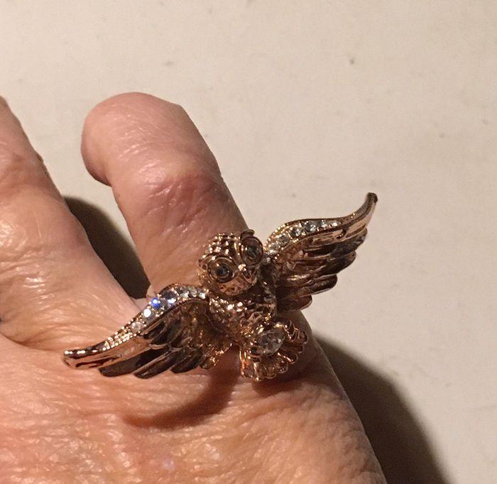 Bague hibou 🦉 couleur or rose et strass très bon état - photo numéro 2