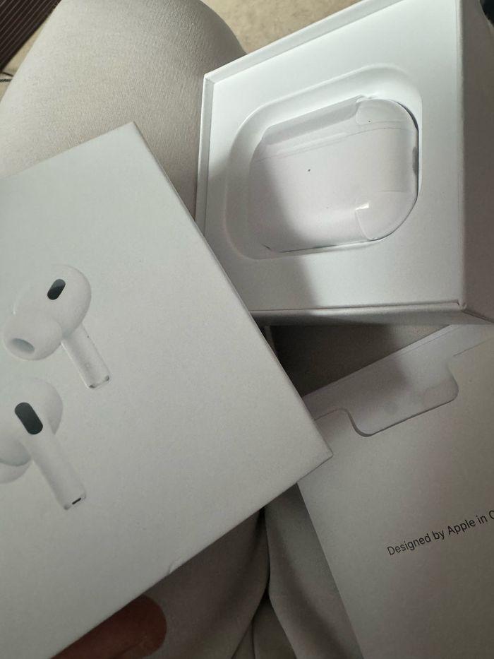 AirPods Pro 2 - photo numéro 1