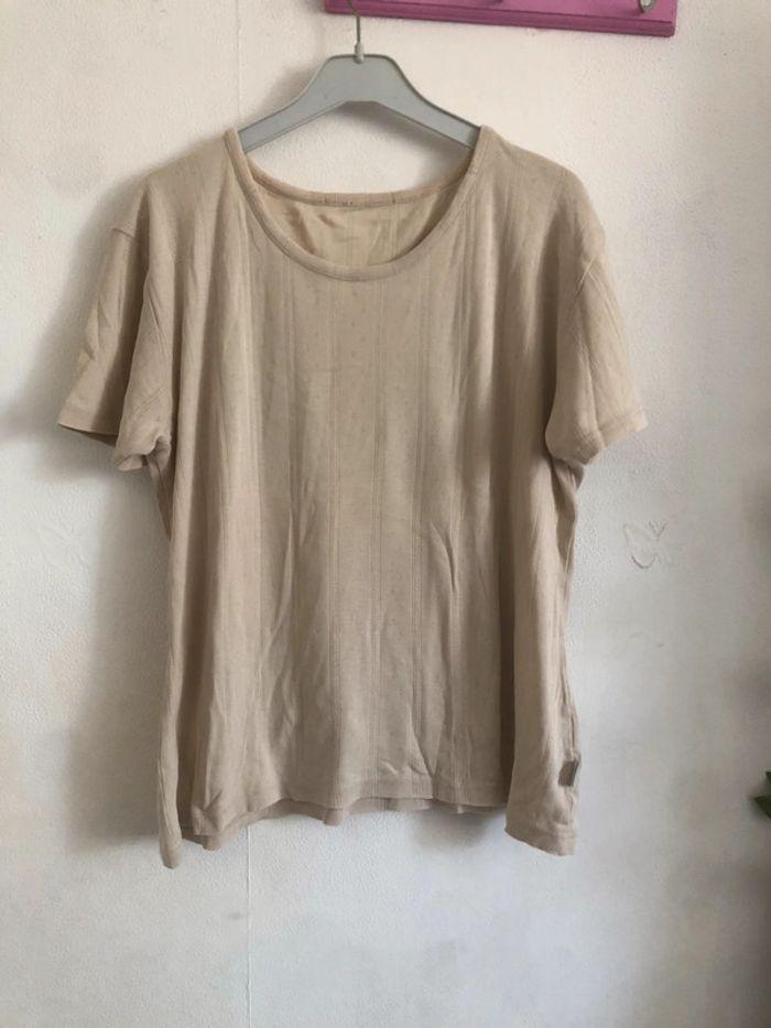 Tee-shirts beige - photo numéro 1