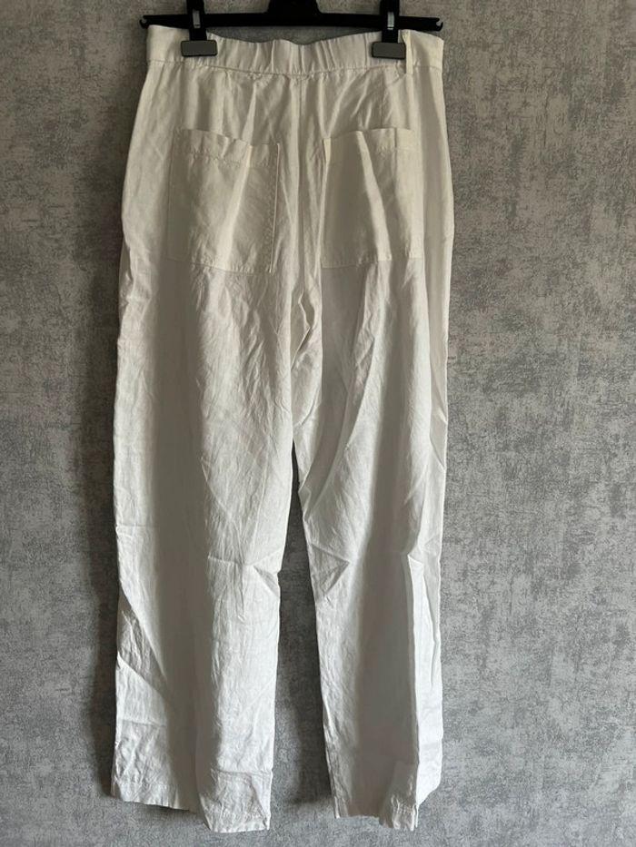 Pantalon fluide blanc Bershka taille 36 - photo numéro 4