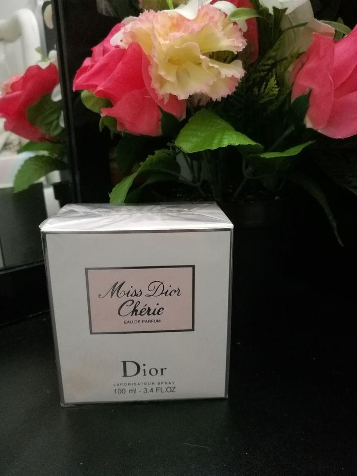 Parfum miss dior - photo numéro 1