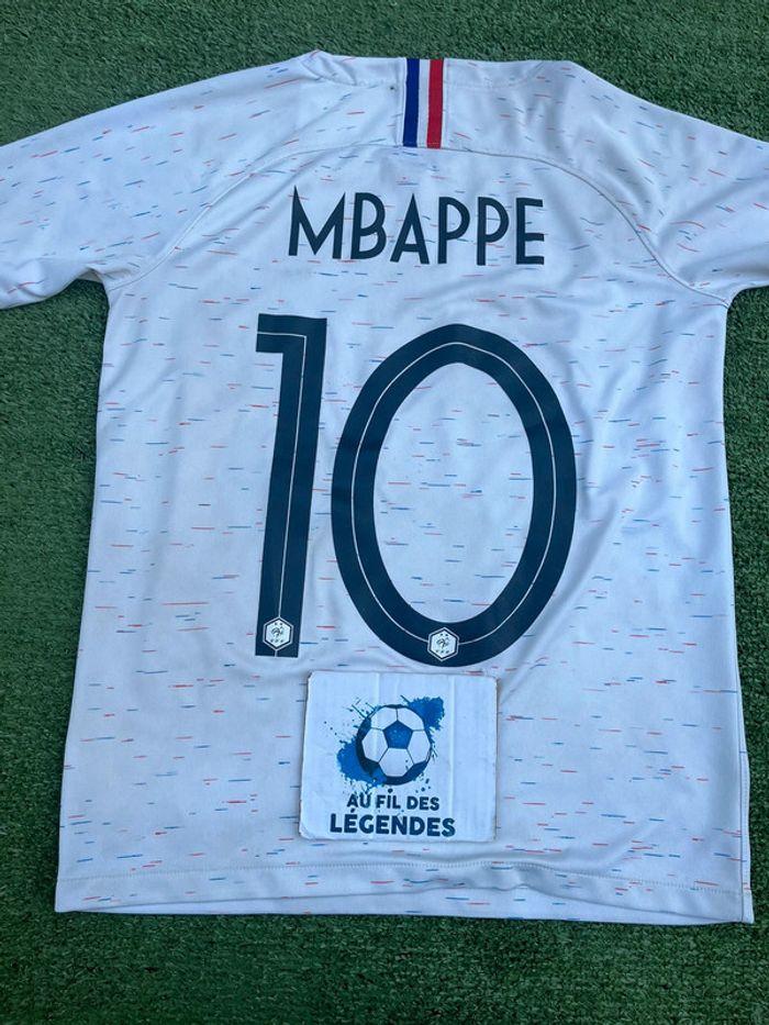 Maillot Mbappé équipe de France - photo numéro 1