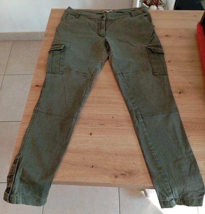 Pantalon cargo kaki - photo numéro 1