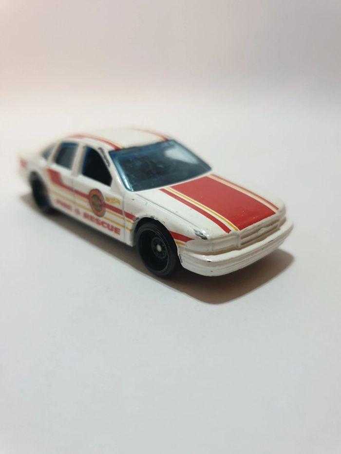 Hot Wheels Chevrolet '96 Chevy Impala SS, 2019 - photo numéro 3