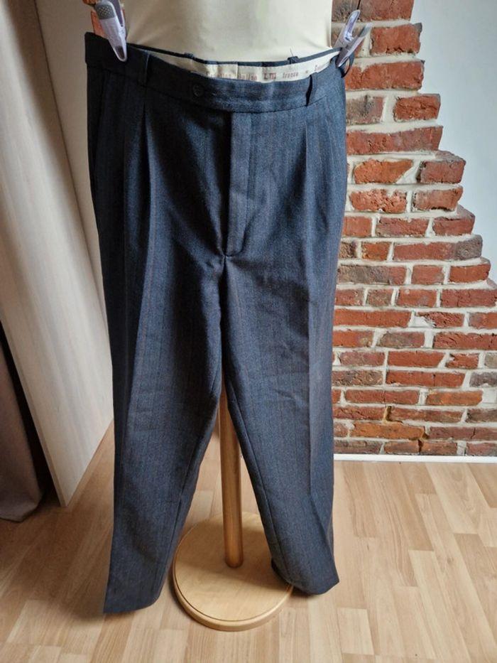 Costume gris veste et pantalon - photo numéro 5