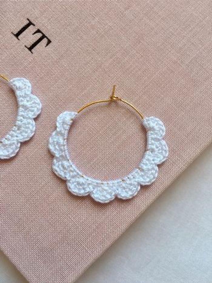 Boucles d’oreilles créoles crochet - photo numéro 2