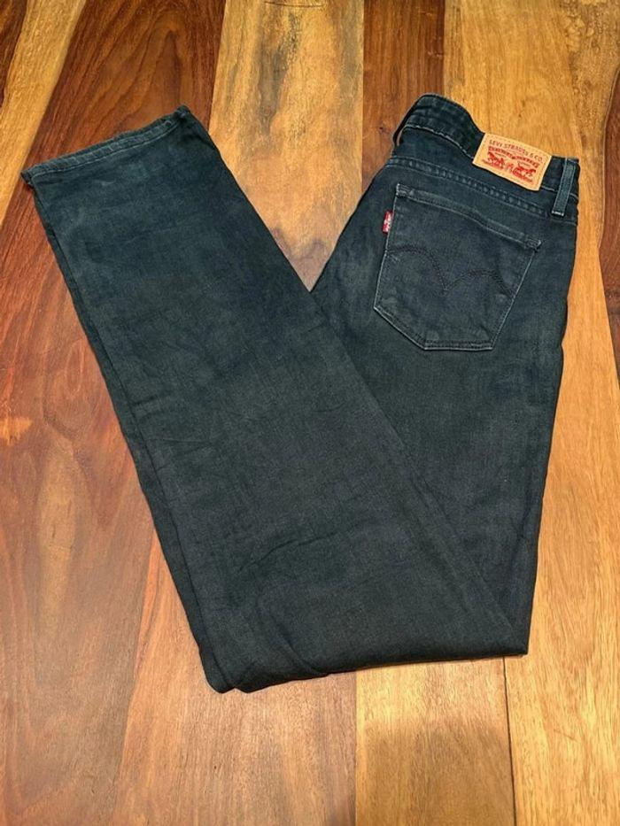 28. Levi’s 712 slim W28 L32 - photo numéro 1