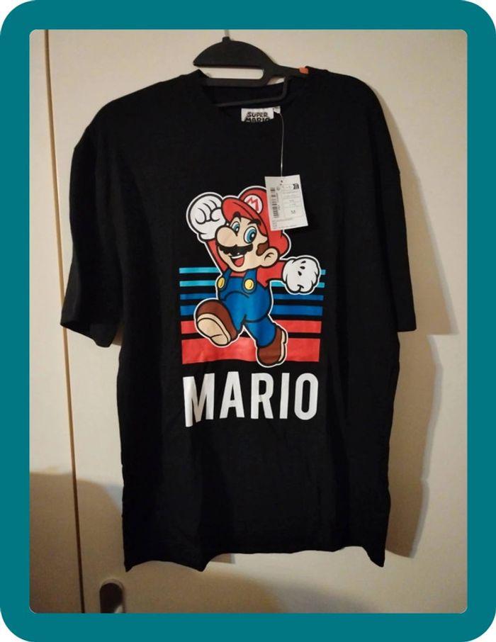 T-shirt super Mario M - photo numéro 1