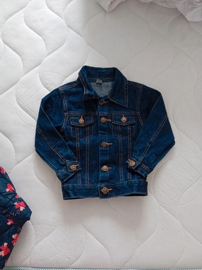 Veste jean 3 ans impeccable - photo numéro 1