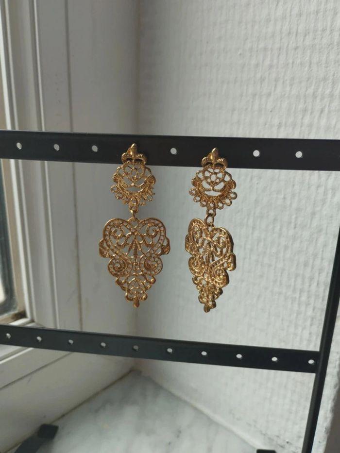 💎Boucles d'oreilles dorées avec motifs particuliers💎 - photo numéro 1