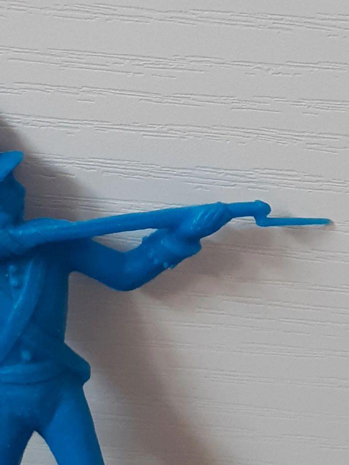 Figurine soldat plastique bleu La roche aux fées - photo numéro 5