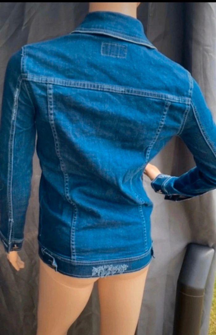 Veste en jean taille 34 peu portée - photo numéro 5