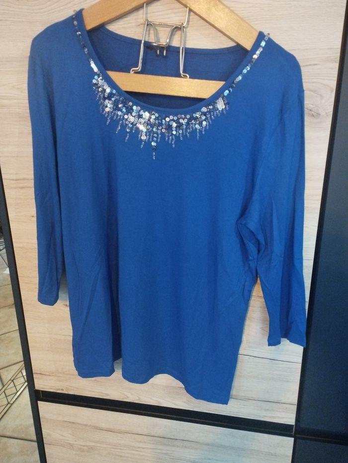 Haut femme manches longues taille L bleue à sequins - photo numéro 1