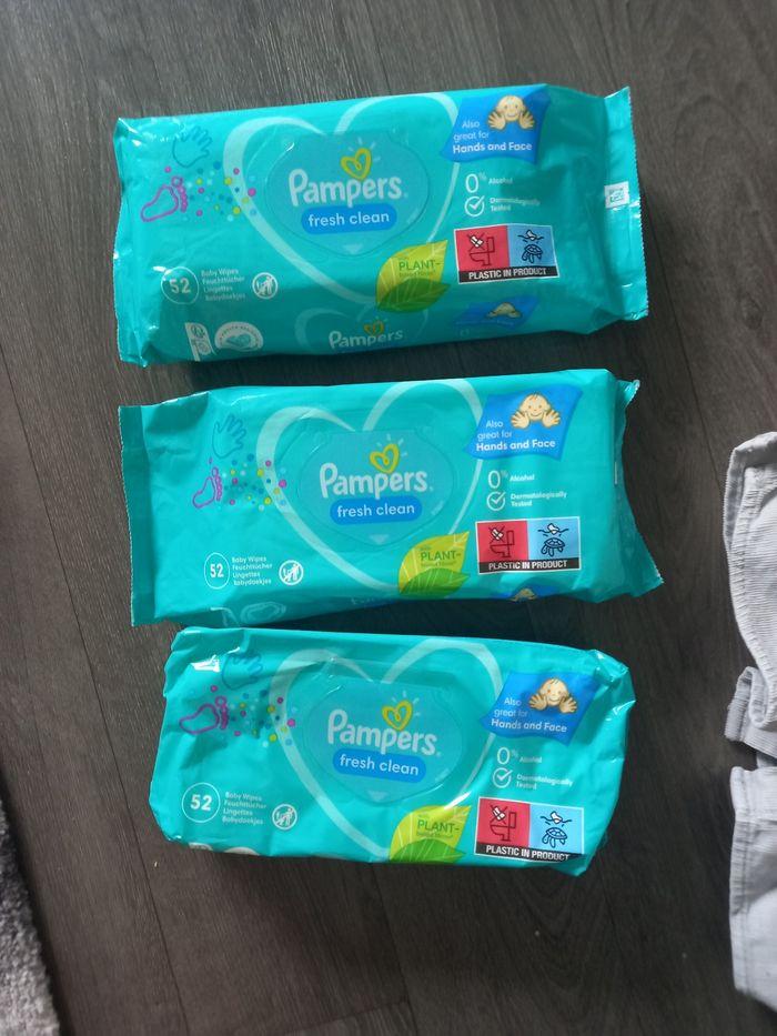 Lot de 3 paquets de lingette pampers - photo numéro 1