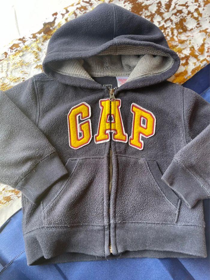 Veste chaude GAP 18 mois - photo numéro 1