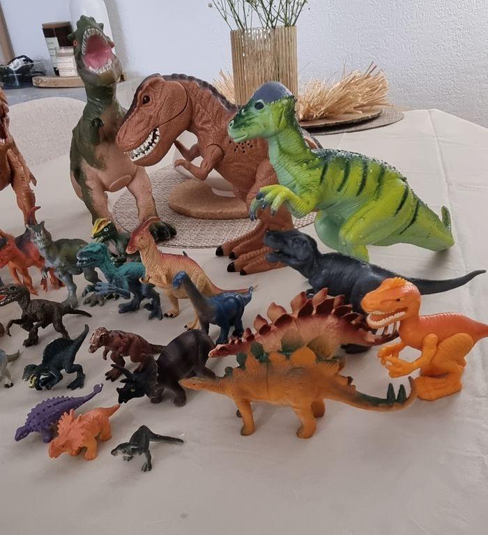 Lot dinosaures - photo numéro 3