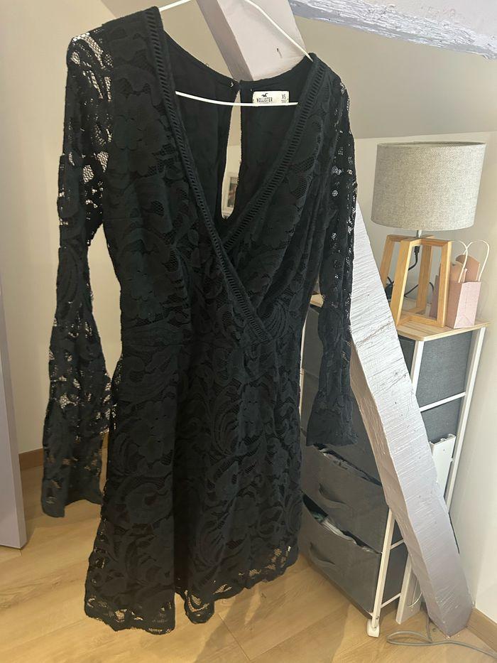 Robe hollister dentelle noir TXS - photo numéro 1