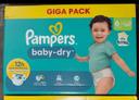 1 carton de couches Pampers taille 6