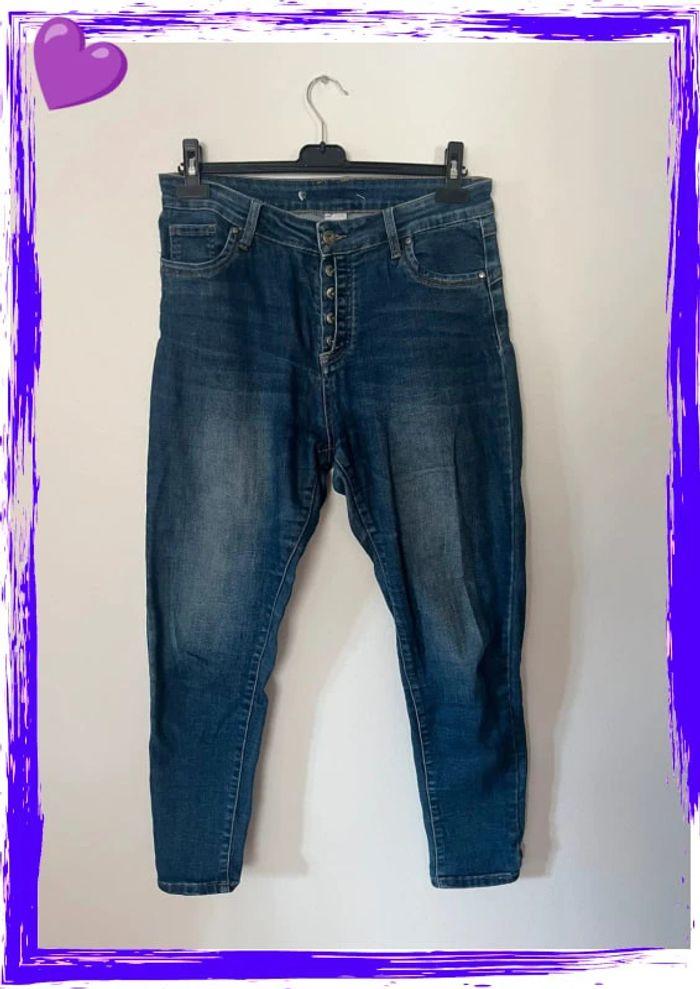 Jeans Taille haute - Taille 38 - photo numéro 1